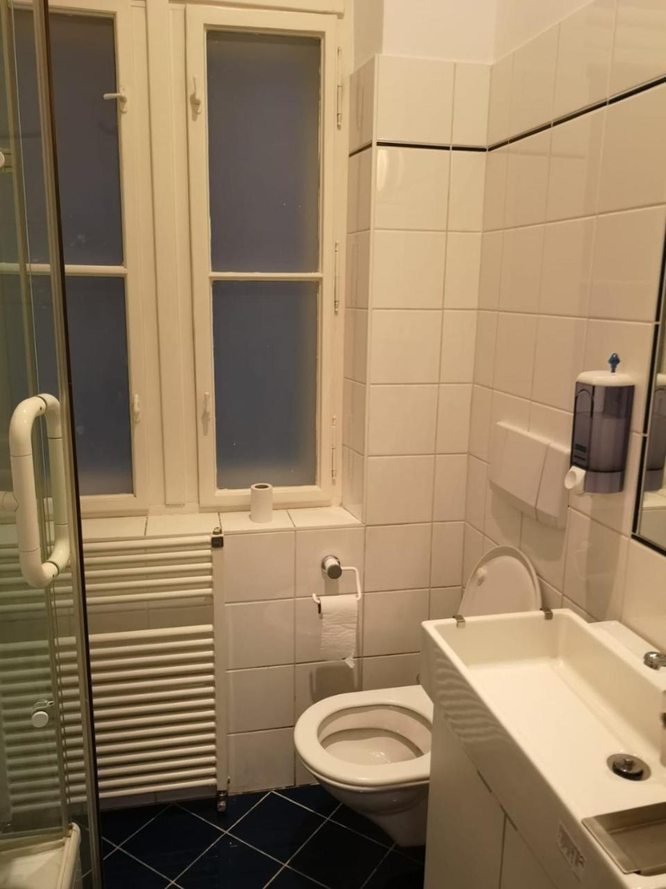 Ch-Hostel Вена Экстерьер фото